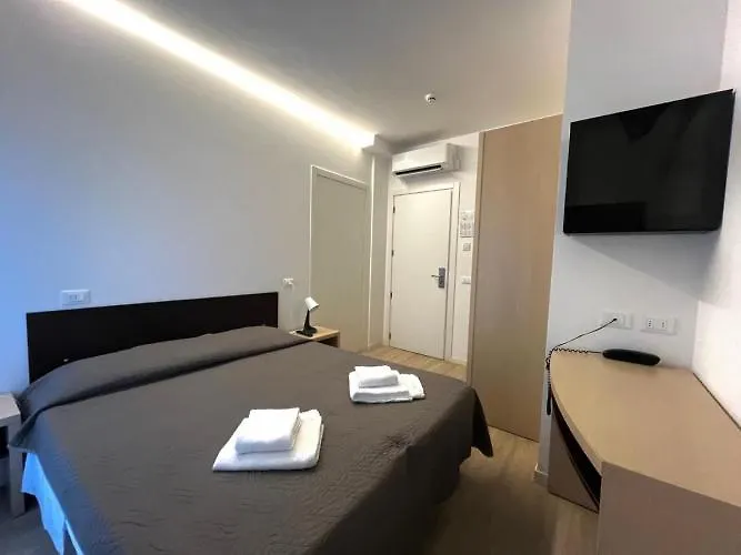 Hotel Anversa Rimini - Adults Only 16 Plus 3*,  Italia
